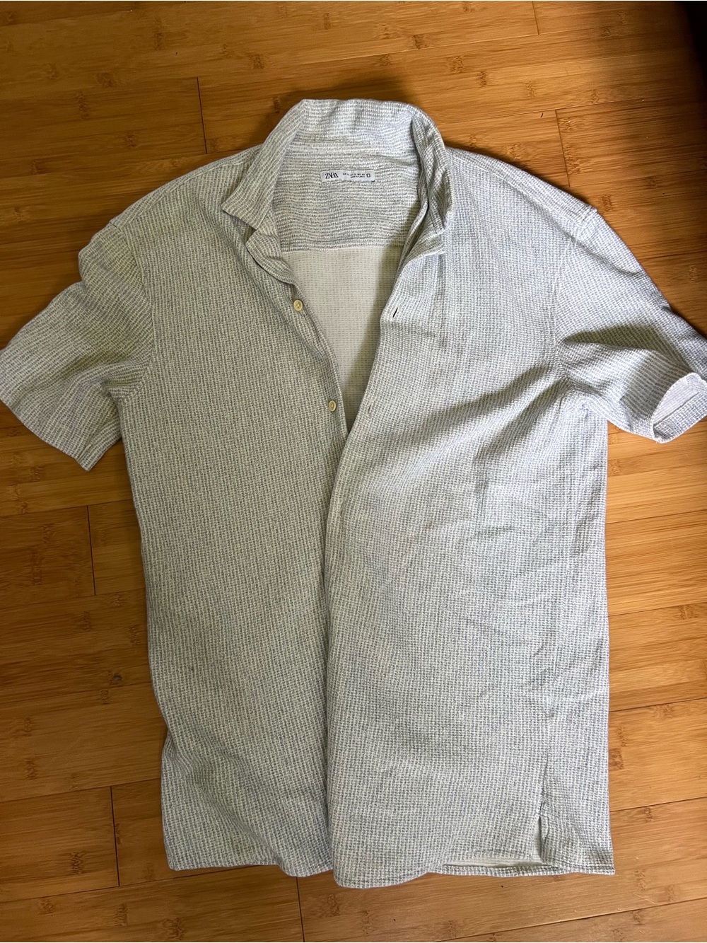 Zara Light Gray Short-Sleeve Casual Button-Down Shirt